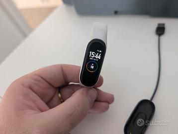 Mi Smart Band 4