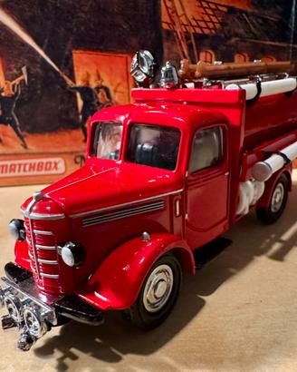 MATCHBOX 1:43 BEDFORD CISTERNA POMPIERI  1939