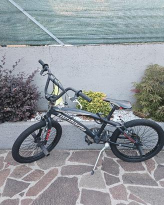 bicicletta bmx