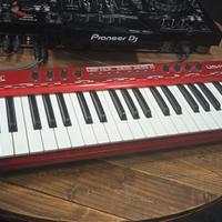 Tastiera Controller midi umx490 (behringer)
