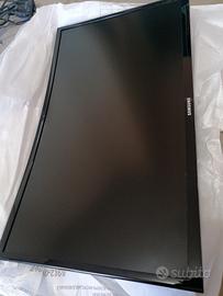 Monitor Curved 24 pollici Samsung