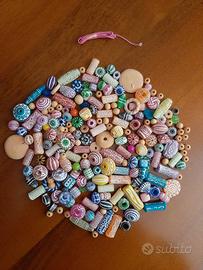 Perline colorate assortite età 4+