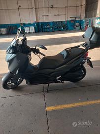 Xmax 300