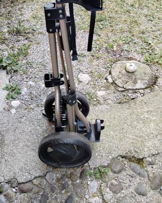 Carrello per sacca da golf