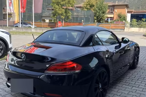 Bmw Z4 E89 sDrive2.3i 6 cyl - Cambio Autom. - Nera