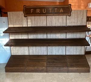 scafale di frutta