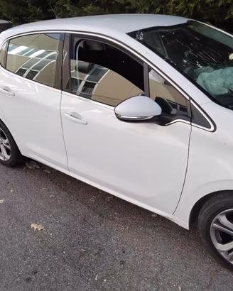 PEUGEOT 208 ANNO 2017 PORTE DX  