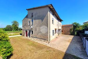 CASA INDIPENDENTE A CASTELNUOVO DEL GARDA