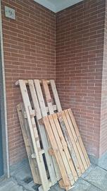 3 Bancali di legno