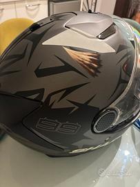 Accessori mVendo caschi shark nuovi usati 2 volte