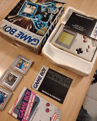 NINTENDO gameboy DMG 001 GAME BOY