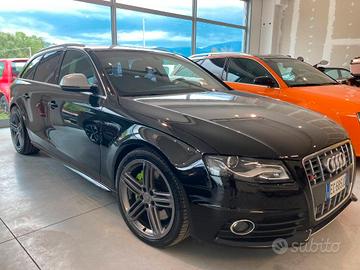 Audi A4 S4 Avant 3.0 V6 tfsi quattro s-tronic