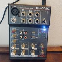 Mixer Phonic AM55 con Jack