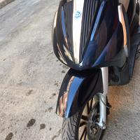 Piaggio Beverly 250