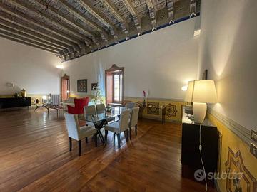 P.zza Bologni:signorile appartamento arredato