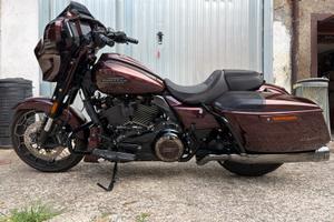 Harley Davidson street glide  CVO 121