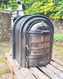 Stufa a legna in ghisa