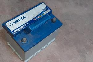 Batteria 12 Volts - 65 A