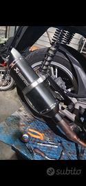 Marmitta akrapovic