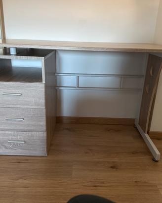 Scrivania con 3 cassetti 120x58 h 75