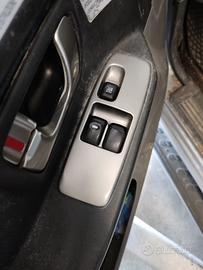 Comando vetri ant sx MITSUBISHI PAJERO del 2005