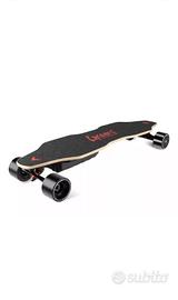Skate board elettico