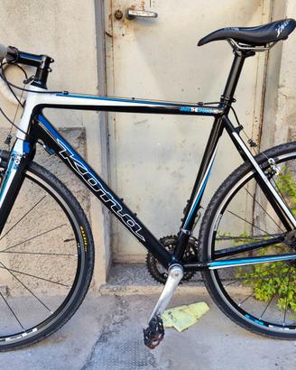 Bicicletta corsa ciclocross gravel Kona Jake Snake