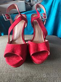 Sandali rossi Bata