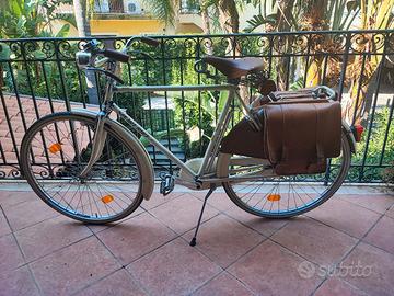 bicicletta old style con accessori  Brooks
