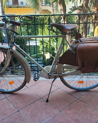 bicicletta old style con accessori  Brooks