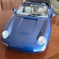 Porche Carrera 911 del 1993 - Burago scala 1:18