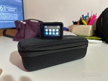 GoPro Hero 10 Black + 3 batterie + caricatore + SD