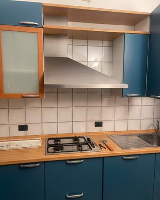 Cucina Febel Blu e legno