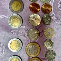 Varie monete numismatica collezionismo