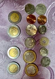 Varie monete numismatica collezionismo