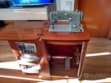 Macchina da cucire vintage a scomparsa PFAFF 260