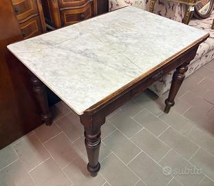 Tavolo antico con piano in marmo 113 x78 H 80