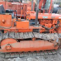 Trattore cingolato Fiat 70C con aratro perfetto