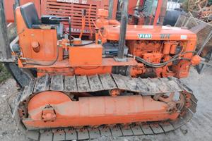 Trattore cingolato Fiat 70C con aratro perfetto