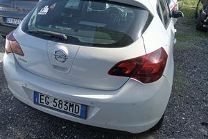 opel astra 2011NEOPATENTATI