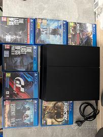 PlayStation 4 + lotto 7 giochi