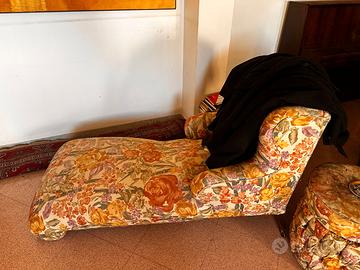 Chaise longue vintage imbottita, da restaurare