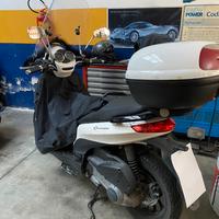 Piaggi Carnaby Cruiser 300 iE