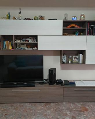 Parete attrezzata 