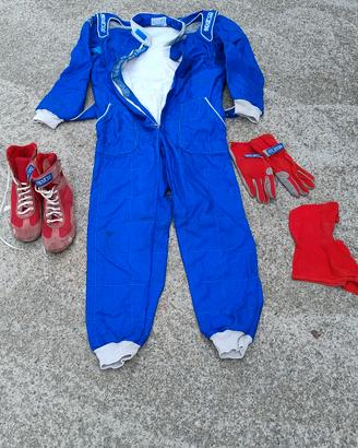tuta scarpe guanti kart