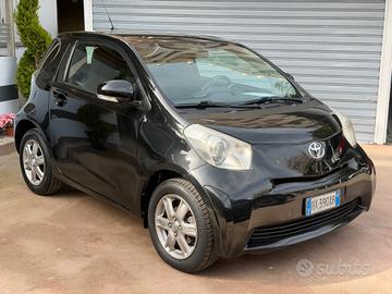 Toyota iQ 1.0