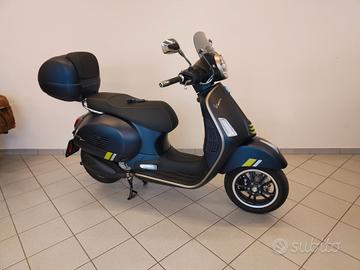 Piaggio Vespa 300 GTS hpe Super Tech solo 1712 km