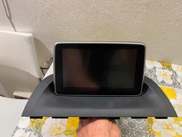 Monitor con centralina Mazda 3