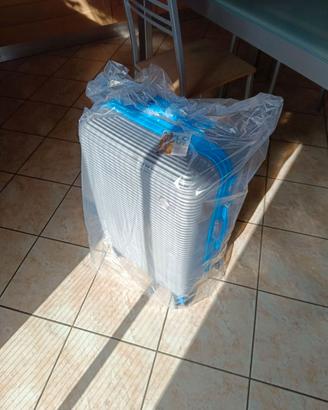 Set 2 valigie trolley taglie M+L