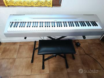 Yamaha P-60 . pianoforte digitale
